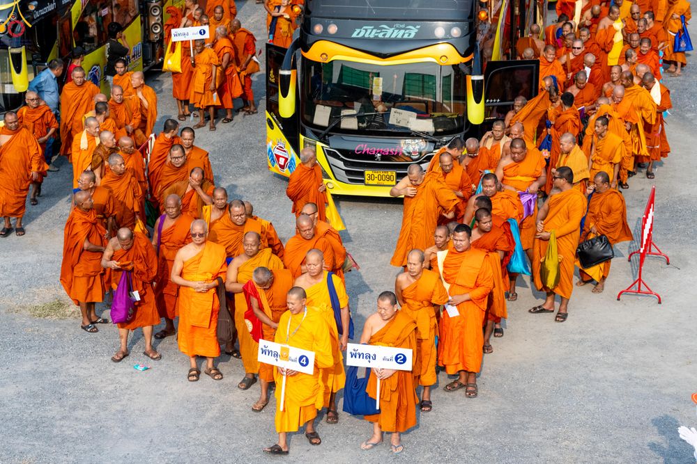 ภาพ No.323507:วันที่ 22 เมษายน พ.ศ.2569(วันคุ้มครองโลก) งานถวายมหาสังฆทาน 40,000 กว่าวัดทั่วประเทศ การเดินทางเข้าวัด , การต้อนรับปฏิสันถารพระสังฆาธิการ  ,  การจัดเตรียมภัตตาหาร , การลงทะเบียน