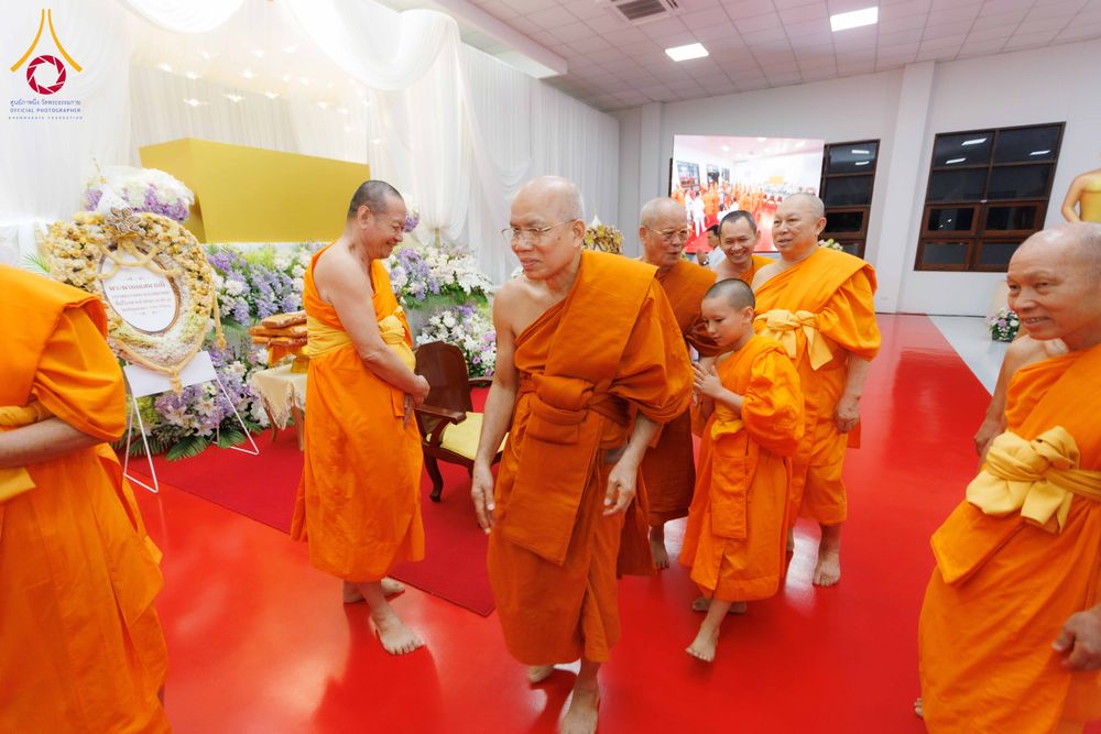 ภาพ No.316280:วันเสาร์ที่ 28 มีนาคม พ.ศ. 2569 พิธีบำเพ็ญกุศล คุณพ่อณรงค์ จินตมากุล  สิริอายุ 99 ปี 11 เดือน โยมบิดา พระครูปลัดรัตนวีรวัฒน์ (รังสฤษดิ์ อิทฺธิจินตโก) ที่ปรึกษาเจ้าคณะจังหวัดปทุมธานี เจ้าอาวาสวัดพระธรรมกาย  ณ ห้องปลูกศรัทธา 2 วัดพระธรรมกาย ปทุมธานี