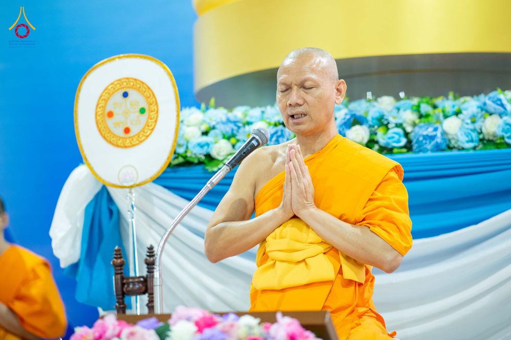 ภาพ No.342885:วันอาทิตย์ที่ 9 สิงหาคม พ.ศ.2569 พิธีตักบาตรฉลองพระใหม่ โครงการบรรพชาและอุปสมบทหมู่ รุ่นเข้าพรรษา ณ มหารัตนวิหาคด คอร์ 26 วัดพระธรรมกาย