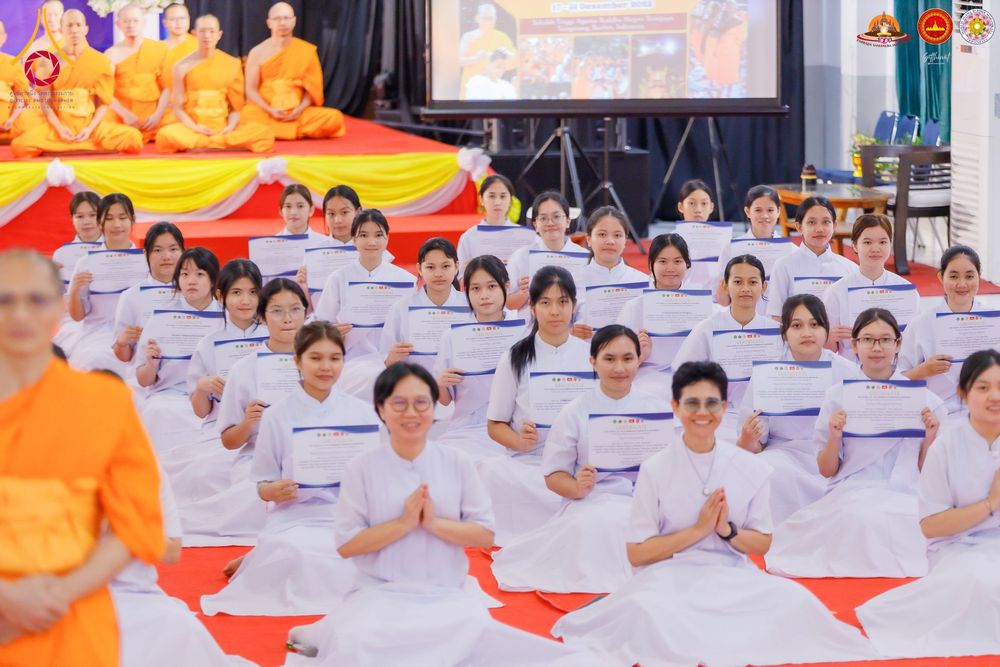 ภาพ No.280017:วันที่ 31 ธันวาคม พ.ศ. 2568 พิธีปิดโครงการอบรมสามเณรอินโดนีเซีย