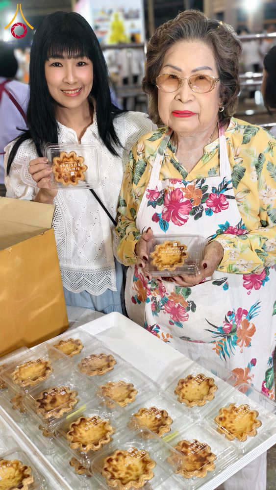 ภาพ No.303016:วันที่ 26 มกราคม พ.ศ. 2569 พิธีถวายภัตตาหารเป็นสังฆทาน แด่พระธรรมยาตรา ณ วัดพระธรรมกาย  จังหวัดปทุมธานี ในโครงการธรรมยาตรา กตัญญูบูชา มหาปูชนียาจารย์ พระมงคลเทพมุนี(สด จนฺทสโร) พระผู้ปราบมาร อนุสรณ์สถาน 7 แห่ง ปีที่ 14