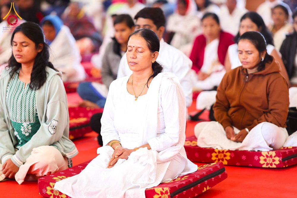 ภาพ No.283827:วันที่ 6-7 ธันวาคม พ.ศ. 2568  พิธีรับมอบหนังสือแสดงเจตจำนงถวายสิทธิครอบครองและใช้ประโยชน์วัดสันติวัน เมืองนาคปูร์  พิธีจุดโคมประทีปถวายเป็นพุทธบูชา และอุทิศบุญกุศลแด่ ดร.บี.อาร์. อัมเบดการ์  พิธีบูชาข้าวพระถ่ายทอดสดจากประเทศไทย