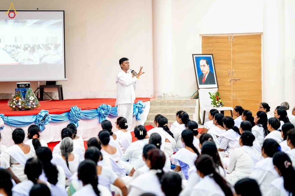 ภาพ No.347238:วันที่ 3–4 กันยายน พ.ศ. 2569 ฟังธรรม-ปฏิบัติธรรมในโครงการบวชอุบาสก–อุบาสิกาแก้ว ณ วัดพุทธสันติวัน ธรรมชัย เมืองนาคปูร์ ประเทศอินเดีย