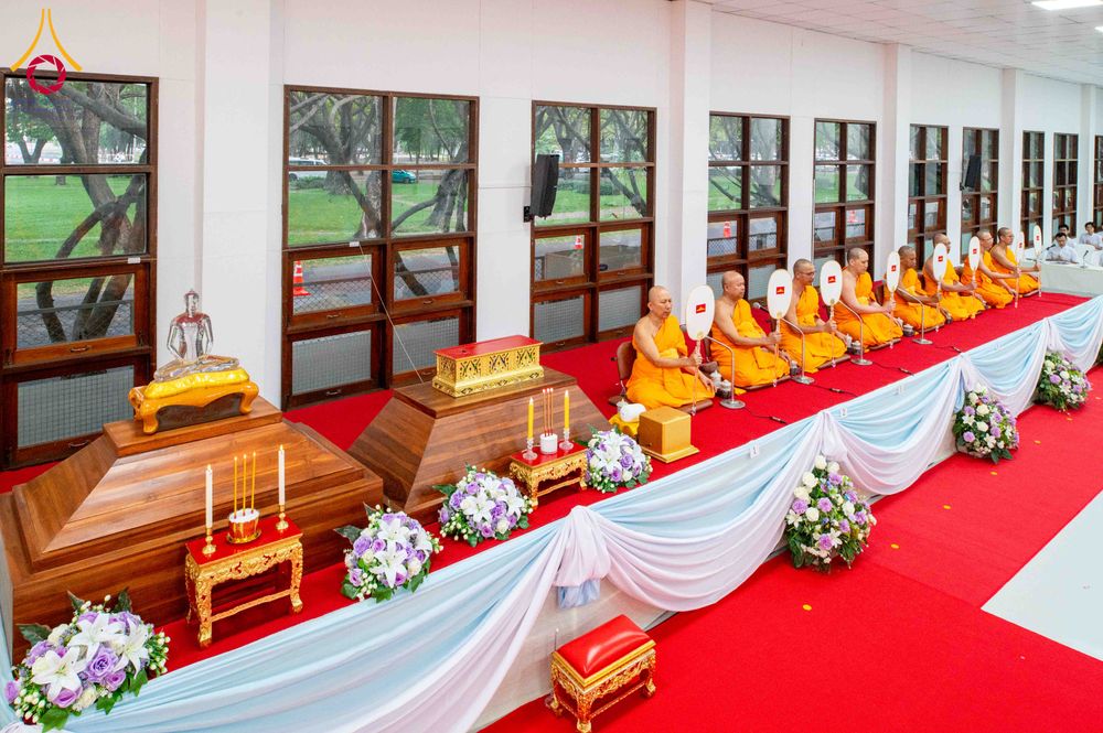 ภาพ No.315347:วันอังคารที่ 24 มีนาคม พ.ศ. 2569 พิธีบำเพ็ญกุศล คุณพ่อณรงค์ จินตมากุล  สิริอายุ 99 ปี 11 เดือน โยมบิดา พระครูปลัดรัตนวีรวัฒน์ (รังสฤษดิ์ อิทฺธิจินตโก) ที่ปรึกษาเจ้าคณะจังหวัดปทุมธานี เจ้าอาวาสวัดพระธรรมกาย  ณ ห้องปลูกศรัทธา 2 วัดพระธรรมกาย ปทุมธานี