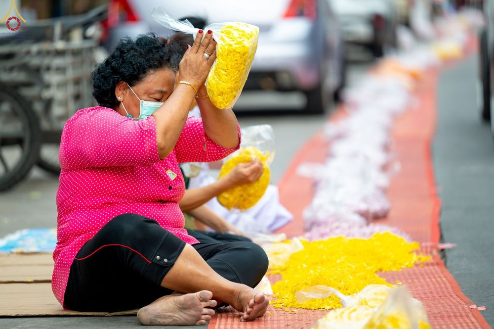 ภาพ No.69007:พิธีต้อนรับพระธรรมยาตรา ในโครงการธรรมยาตรากตัญญูบูชา มหาปูชนียาจารย์ พระมงคลเทพมุนี(สด จนฺทสโร) พระผู้ปราบมาร อนุสรณ์สถาน 7 แห่ง ปีที่ 11 วันที่ 3 มกราคม พ.ศ. 2566 ณ อนุสรณ์สถานมหาวิหารพระมงคลเทพมุนี จ.สุพรรณบุรี