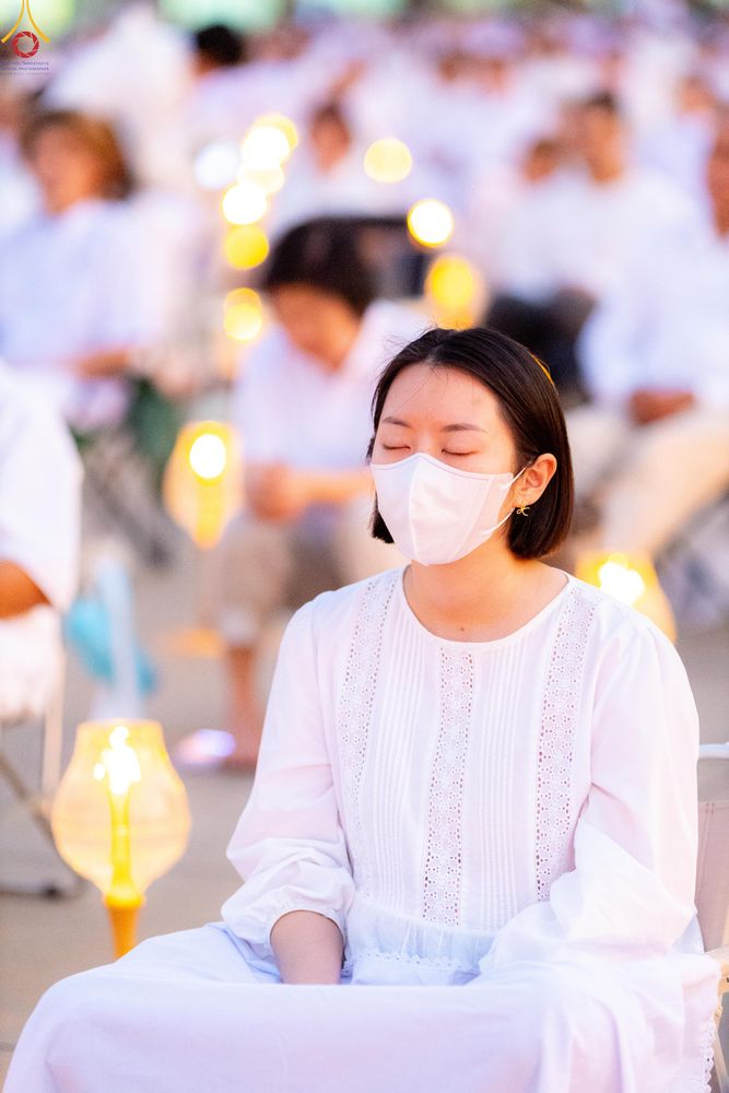 ภาพ No.307973:วันที่ 31 มกราคม พ.ศ. 2569 พิธีจุดประทีปธรรมถวายเป็นพุทธบูชา  และบูชาธรรมมหาปูชนียาจารย์ (ภาพชุดที่ 3) ณ วัดพระธรรมกาย ปทุมธานี ในโครงการธรรมยาตรา กตัญญูบูชา มหาปูชนียาจารย์ พระมงคลเทพมุนี(สด จนฺทสโร) พระผู้ปราบมาร อนุสรณ์สถาน 7 แห่ง ปีที่ 14