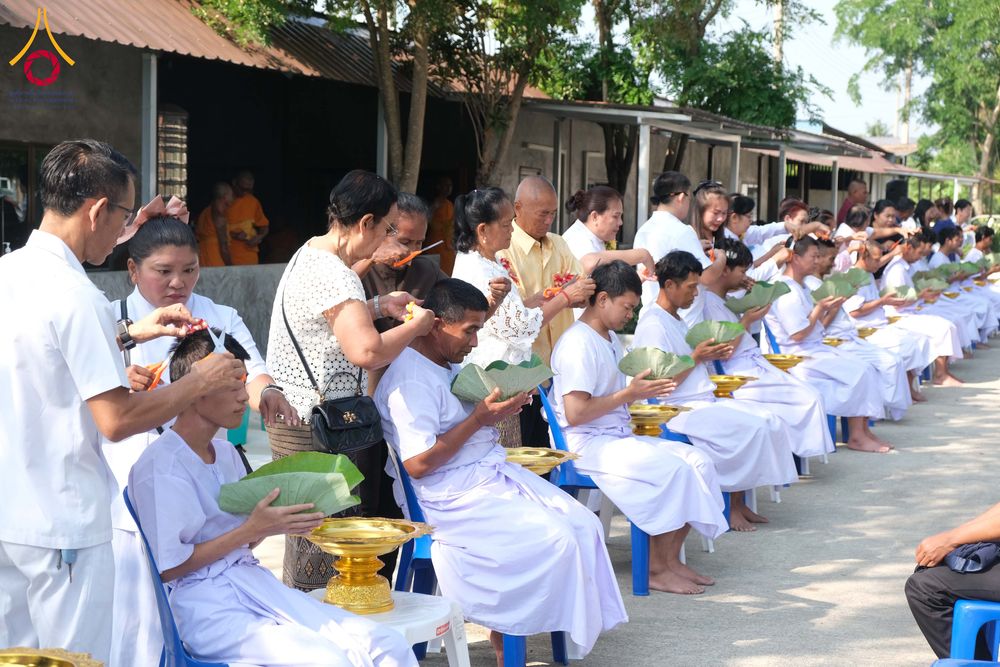 ภาพ No.315561:วันที่ 21 มีนาคม พ.ศ. 2569 โครงการอุปสมบทหมู ภาคฤดูร้อน ศูนย์อบรมเยาวชนนครปฐม อุปสมบท ณ พระอุโบสถ วัดลาดหญ้าไทร