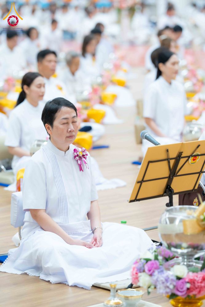 ภาพ No.310651:วันอาทิตย์ที่ 22 กุมภาพันธ์ พ.ศ. 2569 พิธีถวายโคมมาฆประทีป ณ ห้องแก้วสารพัดนึก 2 วัดพระธรรมกาย จ.ปทุมธานี