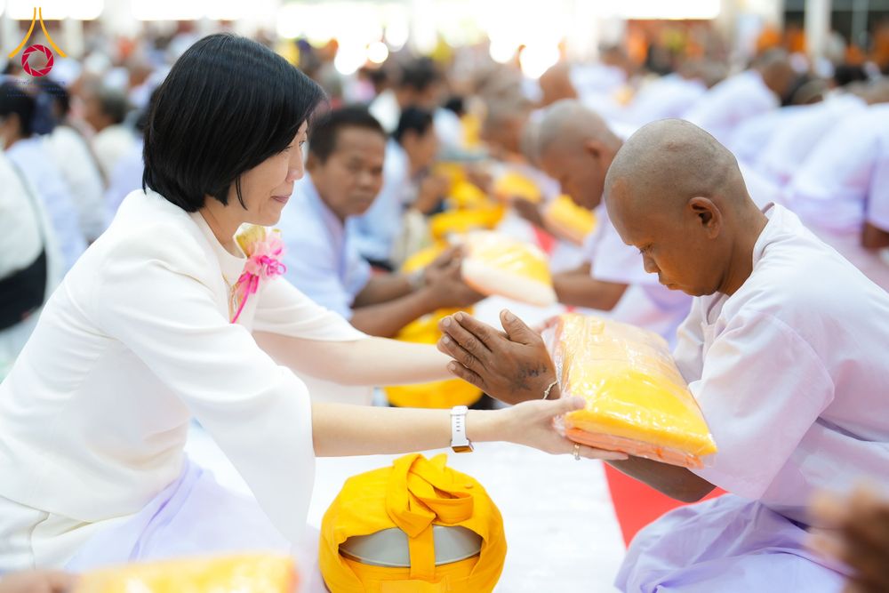 ภาพ No.281191:วันที่ 4 ธันวาคม พ.ศ. 2568 พิธีบรรพชาสามเณร ในโครงการบวชบูชาธรรมมหาปูชนียาจารย์  ณ วัดกลางพระอารามหลวง จังหวัดบุรีรัมย์