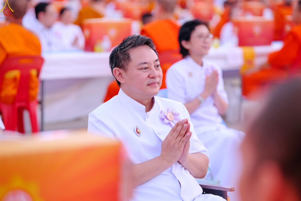 ภาพ No.324661:วันที่ 22 เมษายน พ.ศ.2569 (วันคุ้มครองโลก) บรรยากาศสาธุชน ในงานถวายมหาสังฆทาน 40,000 กว่าวัดทั่วประเทศ ณ ลานธรรม วัดพระธรรมกาย