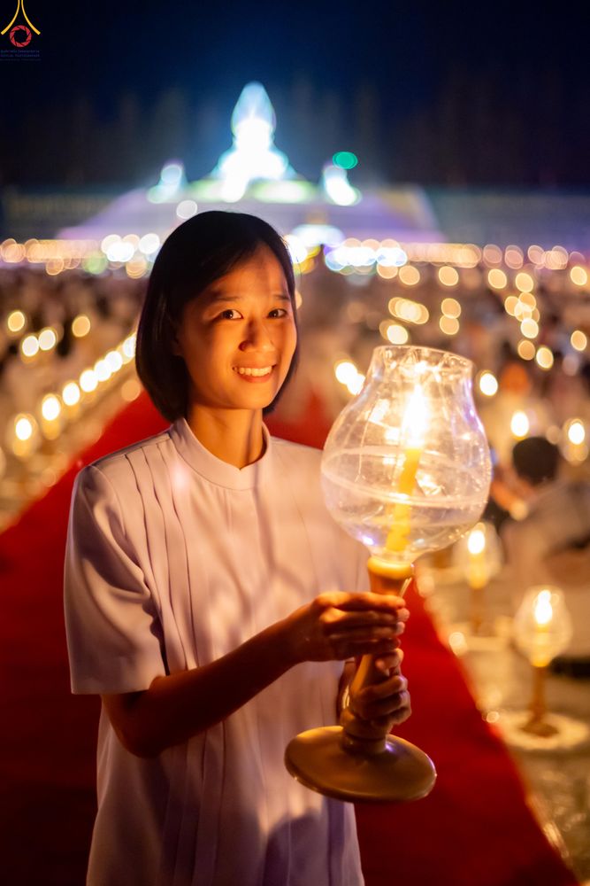 ภาพ No.292184:วันที่ 10 มกราคม พ.ศ. 2569 พิธีจุดประทีปถวายเป็นพุทธบูชา และบูชาธรรมมหาปูชนียาจารย์  ณ อนุสรณ์สถานคลองบางนางแท่น อ.สามพราน จ.นครปฐม ในโครงการธรรมยาตรา กตัญญูบูชา มหาปูชนียาจารย์ พระมงคลเทพมุนี(สด จนฺทสโร) พระผู้ปราบมาร อนุสรณ์สถาน 7 แห่ง ปีที่ 14