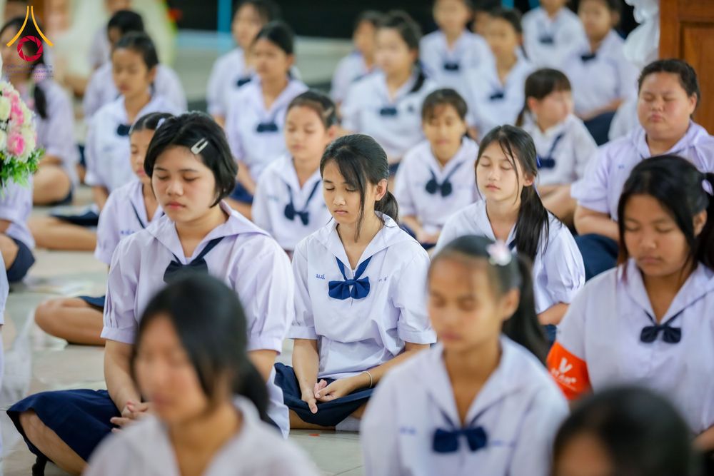 ภาพ No.285520:วันที่ 11 ธันวาคม พ.ศ. 2568  รวมพลังเด็กดี V-Star ผู้นำฟื้นฟูศีลธรรมโลก ประจำปี 2568 จังหวัดแพร่  ณ ธุดงคสถานแพร่ อำเภอวังชิ้น จังหวัดแพร่