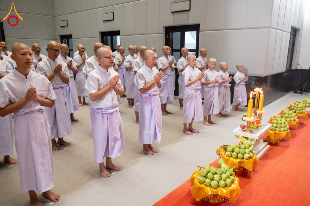 ภาพ No.286509:วันเสาร์ที่ 12 กรกฏาคม พ.ศ.2568 พิธีบรรพชาอุปสมบท  โครงการบรรพชาอุปสมบทหมู่ ธรรมทายาทนานาชาติ(ภาคภาษาจีน), โครงการบรรพชาสามเณร โรงเรียนนานาชาติ รุ่นที 14