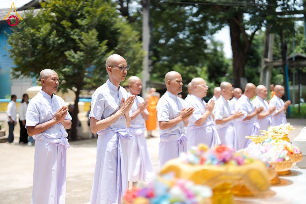 ภาพ No.341337:วันอาทิตย์ที่ 26 กรกฎาคม พ.ศ. 2569 ​โครงการอุปสมบทหมู่บูชาธรรมมหาปูชนียาจารย์ รุ่นที่ ๑ วัดกลางธนรินทร์ ต.บ้านแป้ง อ.พรหมบุรี จ.สิงห์บุรี