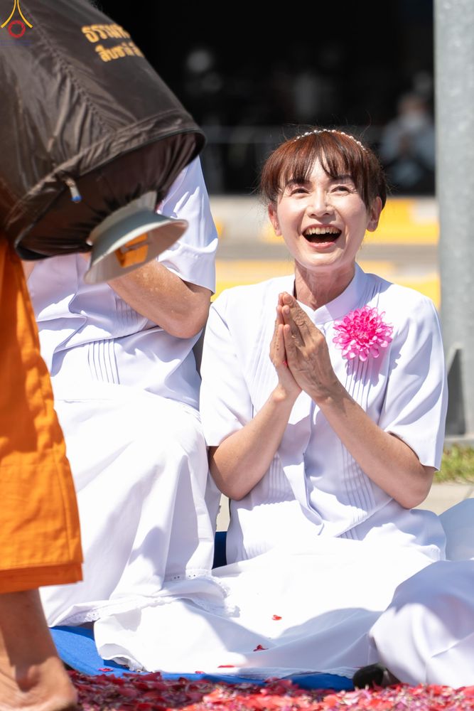 ภาพ No.304635:วันที่ 25 มกราคม พ.ศ. 2569 พิธีต้อนรับพระธรรมยาตรา (ภาพชุดที่ 2) รร.สามัคคีราษฏร์บำรุง-วัดพระธรรมกาย ในโครงการธรรมยาตรา กตัญญูบูชา มหาปูชนียาจารย์ พระมงคลเทพมุนี(สด จนฺทสโร) พระผู้ปราบมาร อนุสรณ์สถาน 7 แห่ง ปีที่ 14