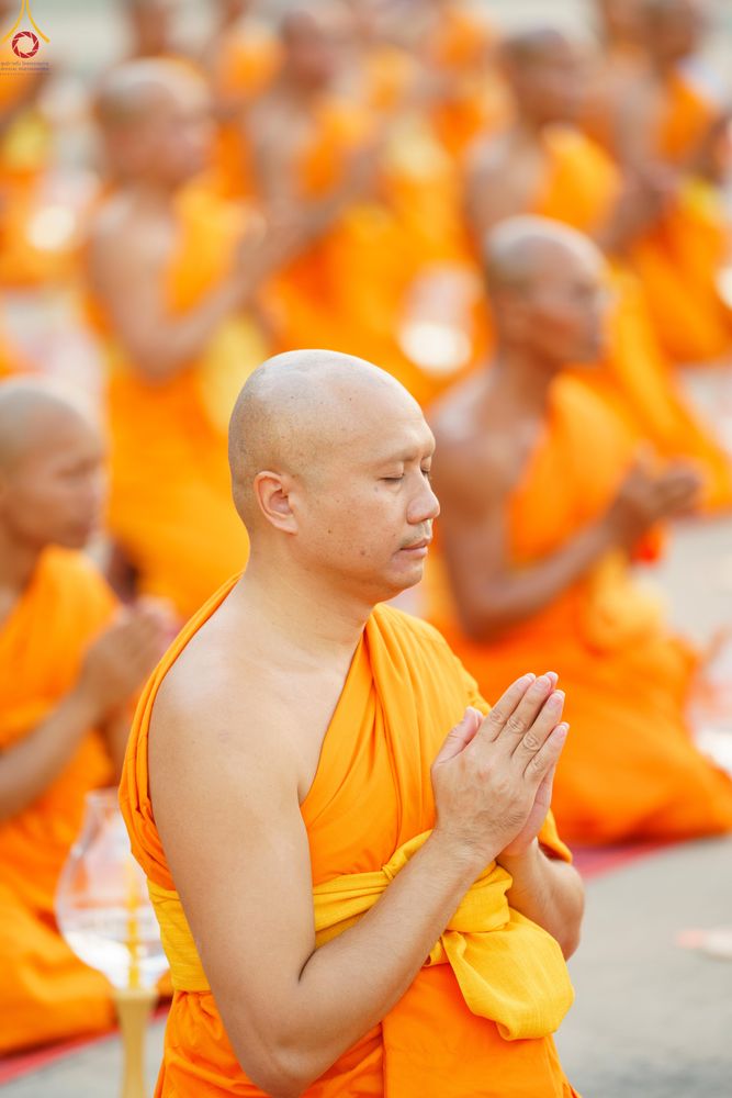 ภาพ No.307455:วันที่ 31 มกราคม พ.ศ. 2569 พิธีจุดประทีปธรรมถวายเป็นพุทธบูชา  และบูชาธรรมมหาปูชนียาจารย์ (ภาพชุดที่ 2) ณ วัดพระธรรมกาย ปทุมธานี ในโครงการธรรมยาตรา กตัญญูบูชา มหาปูชนียาจารย์ พระมงคลเทพมุนี(สด จนฺทสโร) พระผู้ปราบมาร อนุสรณ์สถาน 7 แห่ง ปีที่ 14