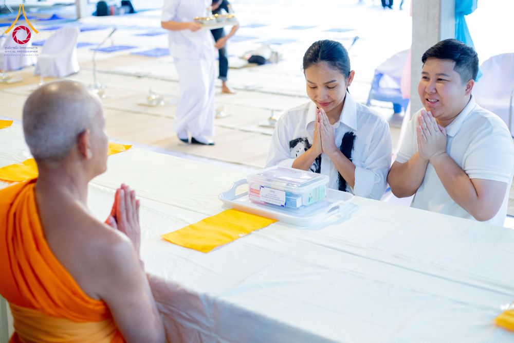 ภาพ No.288924:วันที่ 6 มกราคม พ.ศ. 2569 พิธีถวายภัตตาหารเป็นสังฆทาน แด่พระธรรมยาตรา ในโครงการธรรมยาตรา กตัญญูบูชา มหาปูชนียาจารย์ พระมงคลเทพมุนี(สด จนฺทสโร) พระผู้ปราบมาร อนุสรณ์สถาน 7 แห่ง ปีที่ 14 ณ อนุสรณ์สถานมหาวิหารพระมงคลเทพมุนี (โลตัสแลนด์) อ.สองพี่น้อง จ.สุพรร