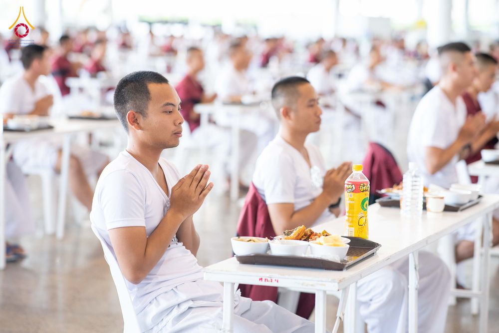 ภาพ No.350066:วันที่ 17-18 กันยายน พ.ศ. 2569 โครงการบรรพชาพัฒนาคุณธรรม จริยธรรม สำหรับนักเรียนนายสิบตำรวจ (นสต.) รุ่นที่ 16 ศูนย์ฝึกอบรมตำรวจภูธรภาค 1  ได้จัดกิจกรรม ณ สภาธรรมกายสากล ห้องแก้ว2