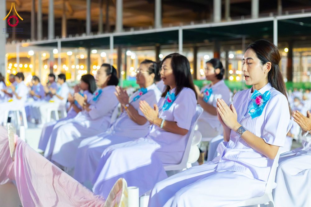 ภาพ No.312196:วันอังคารที่ 3 มีนาคม พ.ศ.2569 พิธีเวียนประทักษิณและจุดมาฆประทีป ณ ลานธรรมพระมหาธรรมกายเจดีย์ วัดพระธรรมกาย