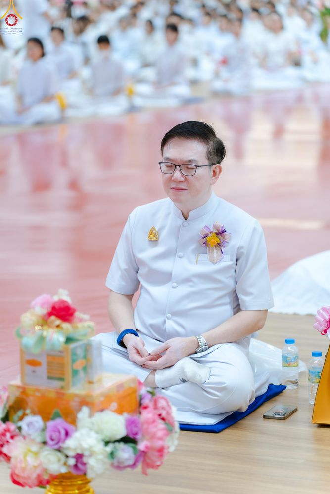 ภาพ No.343561:วันที่ 16 สิงหาคม พ.ศ.2569 พิธีถวายคิลานเภสัช และอุปกรณ์ทางการแพทย์ ณ ห้องแก้วสารพัดนึก2 วัดพระธรรมกาย