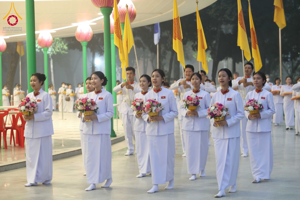 ภาพ No.298033:วันเสาร์ที่ 17 มกราคม พ.ศ. 2569 พิธีบรรพชาอุปสมบท โครงการอุปสมบทหมู่ บูชาธรรมครบ 117 ปี คุณยายอาจารย์มหารัตนอุบาสิกาจันทร์ ขนนกยูง  ณ อุโบสถพระไตรปิฎก วัดพระธรรมกาย