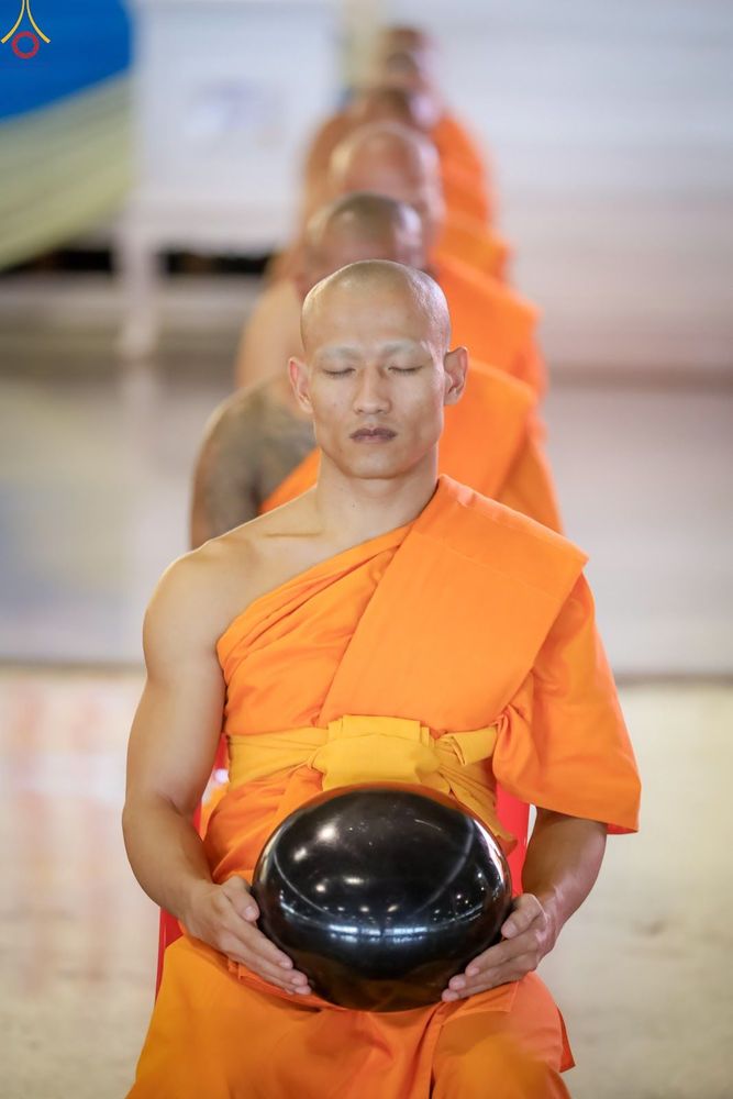 ภาพ No.345331:วันพฤหัสบดีที่ 27 สิงหาคม พ.ศ.2569 พิธีตักบาตรในวันธรรมชัย ณ สภาธรรมกายสากล วัดพระธรรมกาย ปทุมธานี