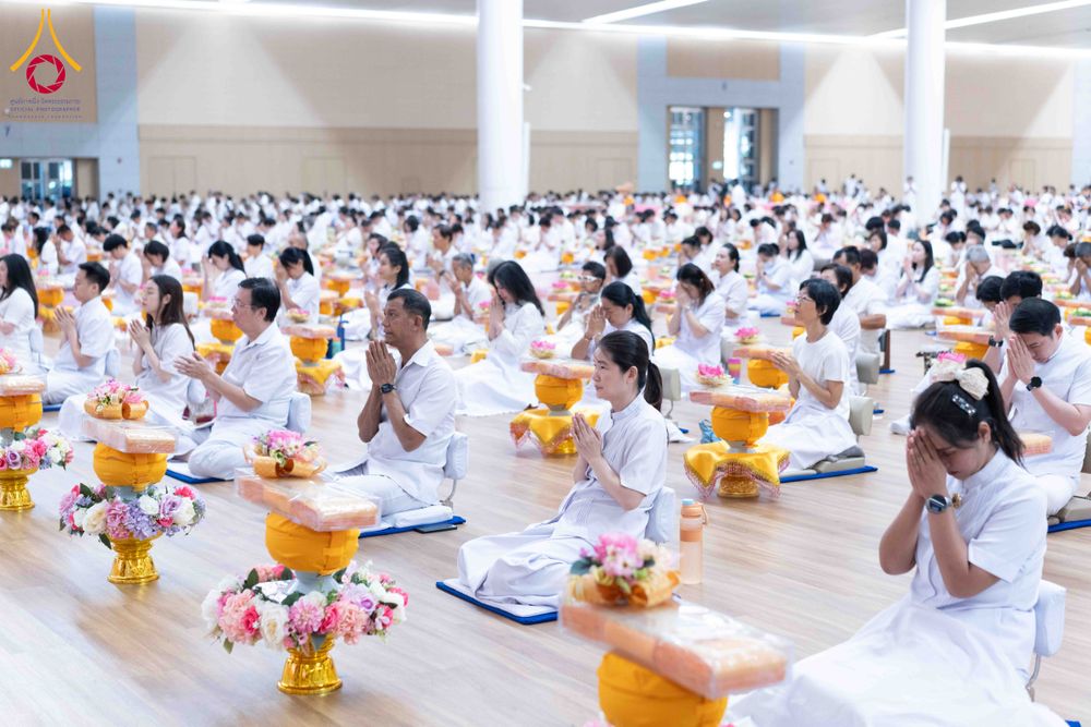 ภาพ No.313611:วันอาทิตย์ที่ 15 มีนาคม พ.ศ. 2569 พิธีร่วมบุญบรรพชาสามเณร 5000 รูป ณ ห้องแก้วสารพัดนึก 2 สภาธรรมกายสากล วัดพระธรรมกาย