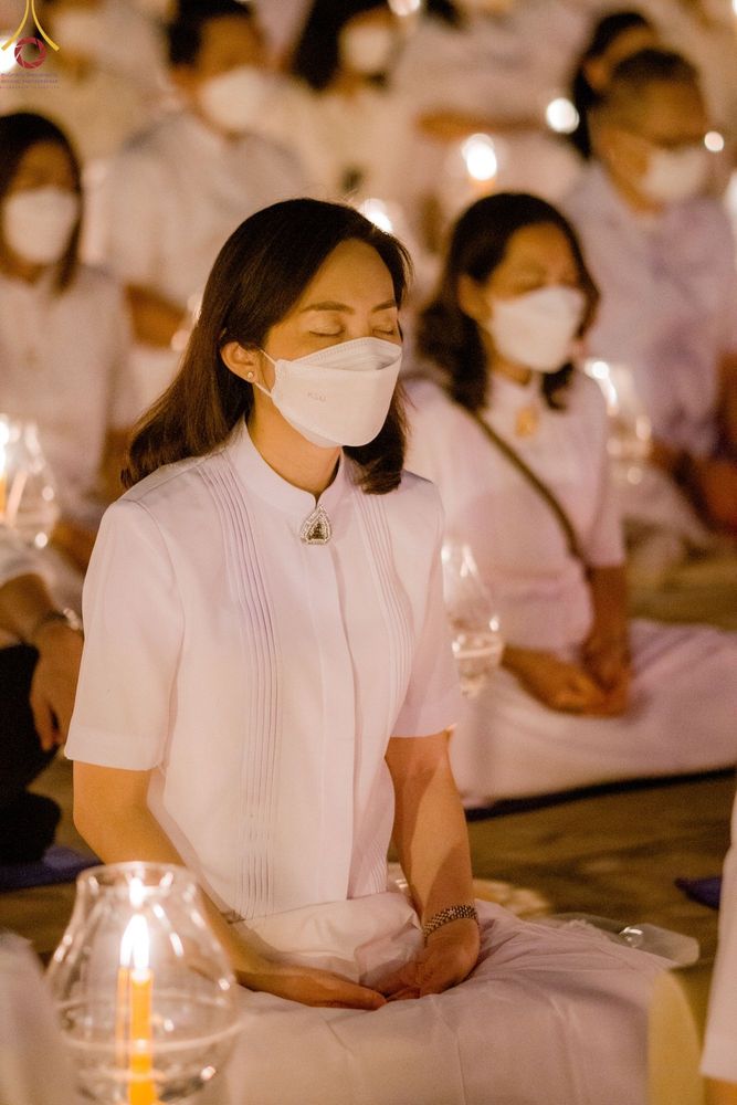 ภาพ No.75398:พิธีจุดประทีปถวายเป็นพุทธบูชา และบูชาธรรมมหาปูชนียาจารย์ ในโครงการธรรมยาตรากตัญญูบูชา มหาปูชนียาจารย์ พระมงคลเทพมุนี(สด จนฺทสโร) พระผู้ปราบมาร ปีที่ 11 ณ อนุสรณ์สถานลำดับที่ 7 สถานที่ขยายวิชชาธรรมกาย วัดพระธรรมกาย จ.ปทุมธานี วันที่ 31 มกราคม พ.ศ. 2566