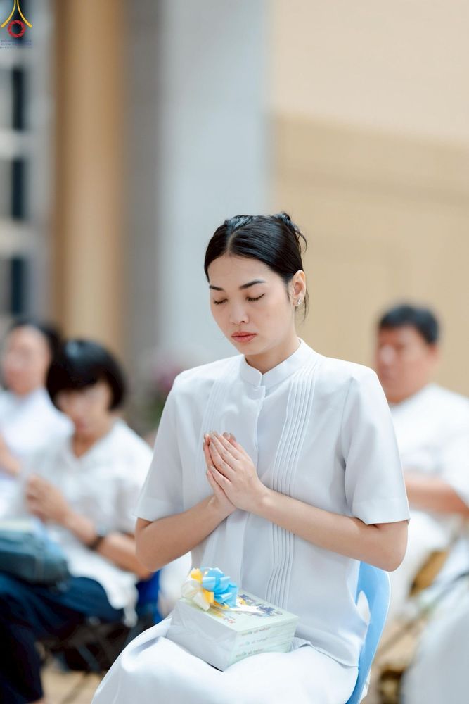 ภาพ No.225421:วันอาทิตย์ที่ 18 พฤษภาคม พ.ศ. 2568 พิธีร่วมบุญการศึกษา พระภิกษุ สามเณร ณ ห้องแก้วสารพัดนึก 2 วัดพระธรรมกาย