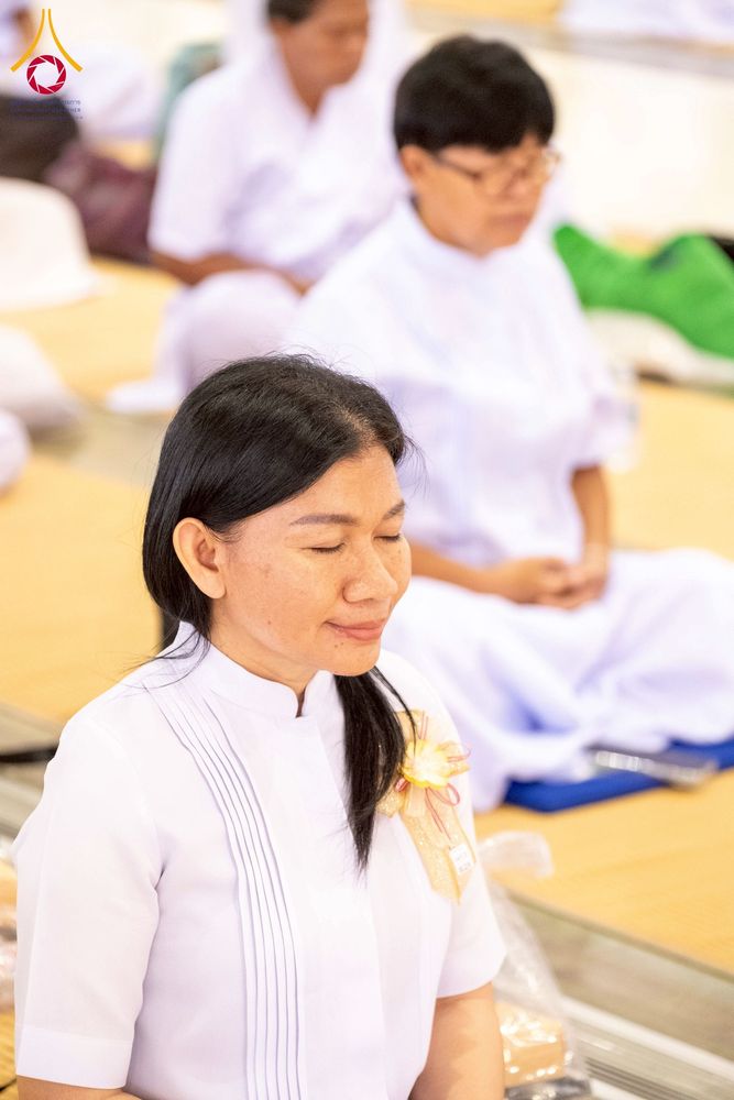 ภาพ No.264372:วันอาทิตย์ที่ 2 พฤศจิกายน พ.ศ. 2568 พิธีบูชาข้าวพระ ณ สภาธรรมกายสากล วัดพระธรรมกาย