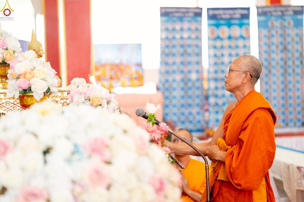 ภาพ No.234456:วันพฤหัสบดีที่ 24 กรกฎาคม พ.ศ. 2568 พิธีถวายสังฆทานแก่คณะสงฆ์ 323 วัด , พิธีมอบกองทุนหนุนแรงใจช่วยครูใต้ , พิธีทำบุญส่วนกุศลแด่ผู้วายชนม์ ในเหตุการณ์ความไม่สงบ 4 จังหวัด ชายแดนภาคใต้ (ปัตตานี , ยะลา , นราธิวาส , สงขลา) ปีที่ 21 ครั้งที่ 179 ณ วัดเวฬุวัน 