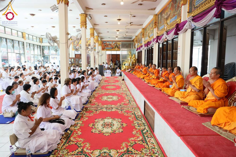 ภาพ No.296569:วันที่ 16 มกราคม พ.ศ. 2569 พิธีทอดผ้าป่าทำนุบำรุงศาสนสถาน ณ วัดสิงห์ ต.บางคูเวียง อ.บางกรวย จ.นนทบุรี อนุสรณ์สถานลำดับที่ 4 สถานที่เกิดด้วยกายธรรม ในโครงการธรรมยาตรา กตัญญูบูชา มหาปูชนียาจารย์ พระมงคลเทพมุนี(สด จนฺทสโร) พระผู้ปราบมาร อนุสรณ์สถาน 7 แห่ง ป