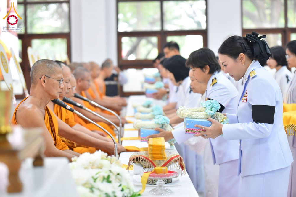 ภาพ No.280716:วันศุกร์ที่ 12 ธันวาคม พ.ศ.2568 พิธีบำเพ็ญกุศลปัญญาสมวาร (50 วัน) อุทิศถวายพระราชกุศลแด่ “พระพันปีหลวง” ณ วัดพระธรรมกาย