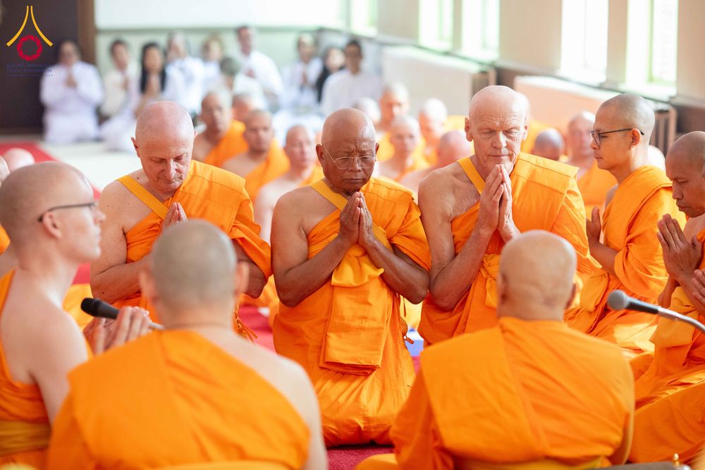 ภาพ No.336827:วันที่ 14 มิถุนายน พ.ศ. 2569 พิธีอุปสมบทธรรมทายาท นานาชาติยุโรปรุ่นที่ 11 เบลเยียม