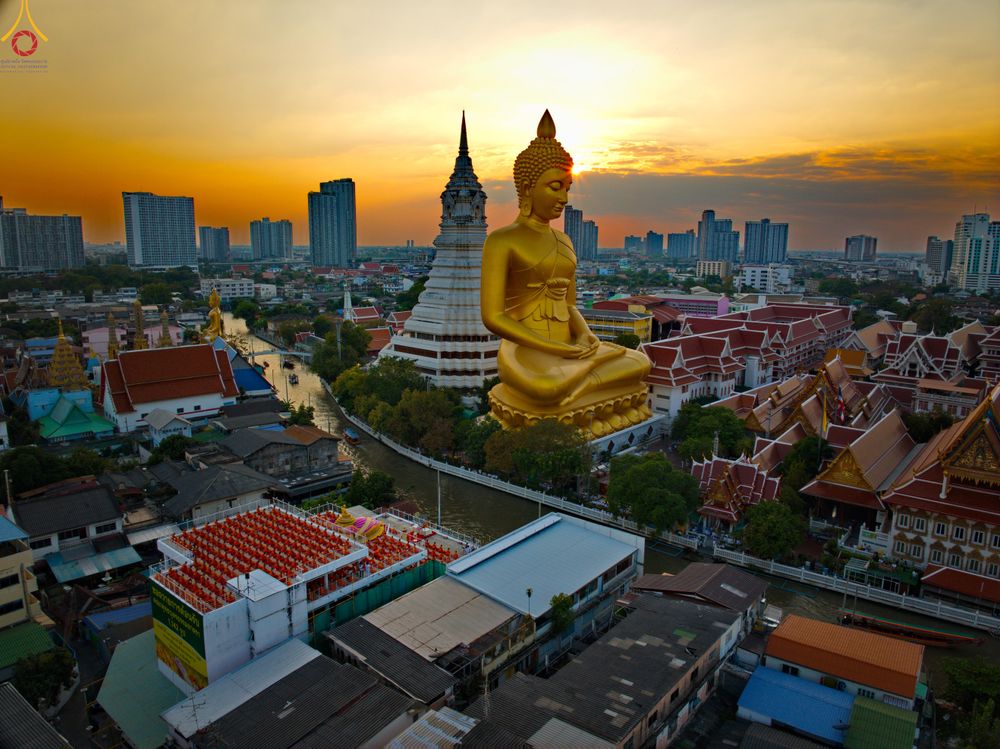 ภาพ No.302885:วันที่ 24 มกราคม พ.ศ. 2569 พิธีจุดประทีปธรรมถวายเป็นพุทธบูชา  และบูชาธรรมมหาปูชนียาจารย์  ณ อาคารธรรมยาตรา กตัญญูบูชามหาปูชนียาจารย์  ตรงข้ามวัดปากน้ำภาษีเจริญ จ.กรุงเทพมหานคร ในโครงการธรรมยาตรา กตัญญูบูชา มหาปูชนียาจารย์ พระมงคลเทพมุนี(สด จนฺทสโร) พระผู