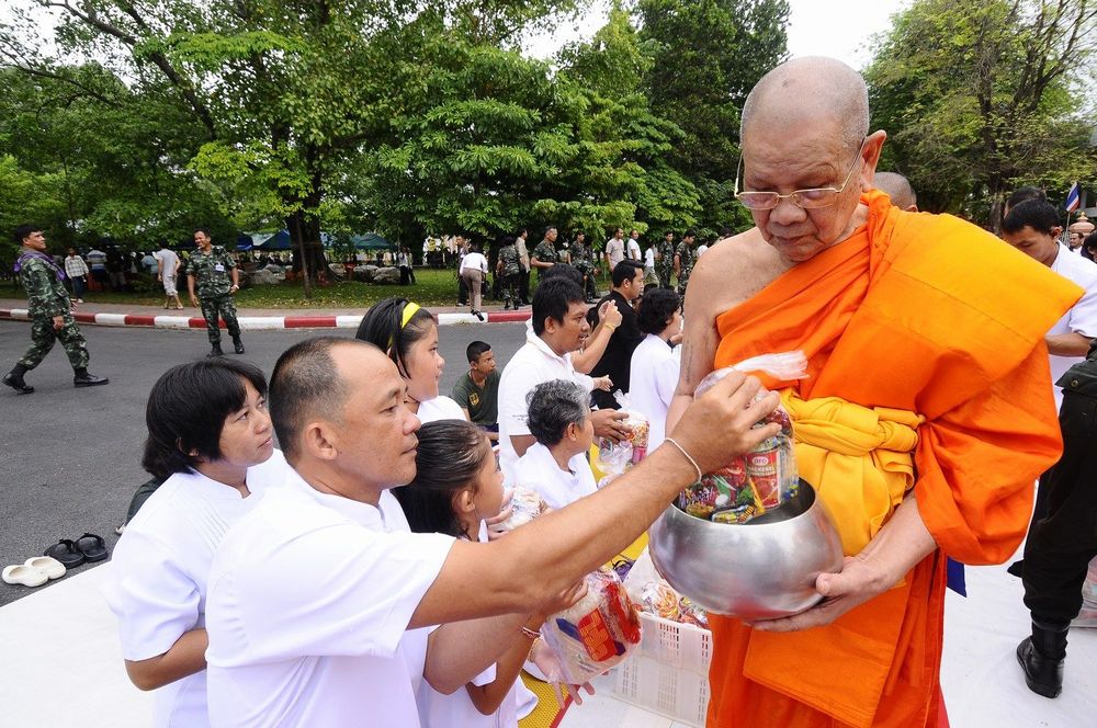 ภาพ No.3704:พิธีถวายสังฆทานแด่คณะสงฆ์ 286 วัด ใน 4 จังหวัดภาคใต้ ครั้งที่ 83