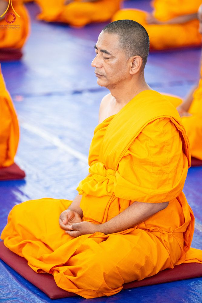 ภาพ No.315251:​วันอาทิตย์ที่ 22 มีนาคม พ.ศ.2569 สามเณรธรรมทายาทเนปาล 500 รูป ฟังธรรม สวดมนต์ ปฏิบัติธรรมร่วมกัน  ณ International Assembly and Meditation Hall Lumbini