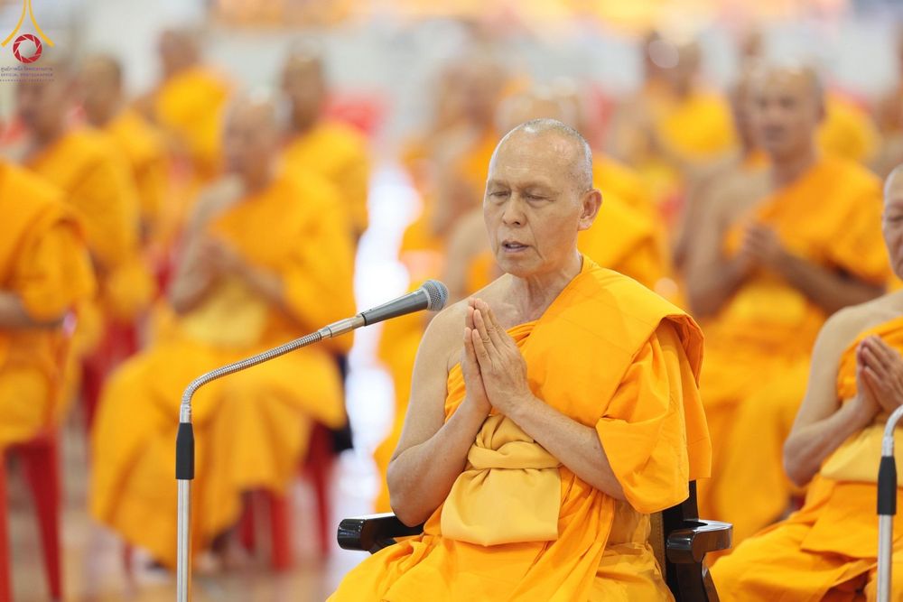 ภาพ No.159188:พิธีบูชาข้าวพระ ในวันอาทิตย์ต้นเดือน วันที่ 6 ตุลาคม พ.ศ. 2567 ณ สภาธรรมกายสากล วัดพระธรรมกาย