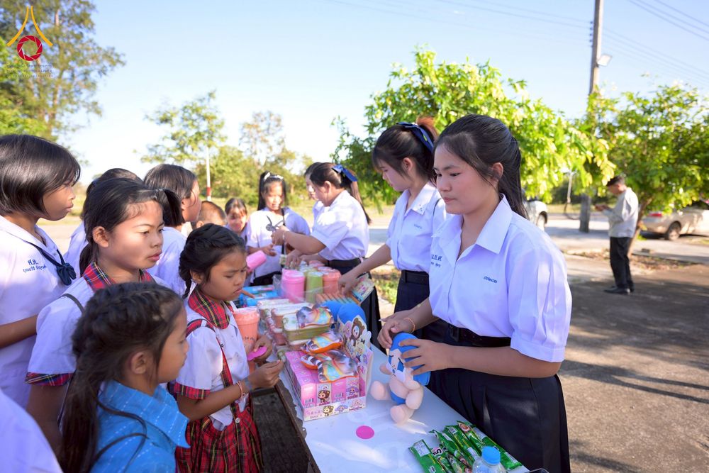 ภาพ No.274891:วันที่ 28 พฤศจิกายน พ.ศ. 2568 รวมพลังเด็กดี V-Star ผู้นำฟื้นฟูศีลธรรมโลก ประจำปี 2568 จังหวัดอุบลราชธานี ณ วัดป่าอุบลแก้ว อ.วารินชำราบ จ.อุบลราชธานี