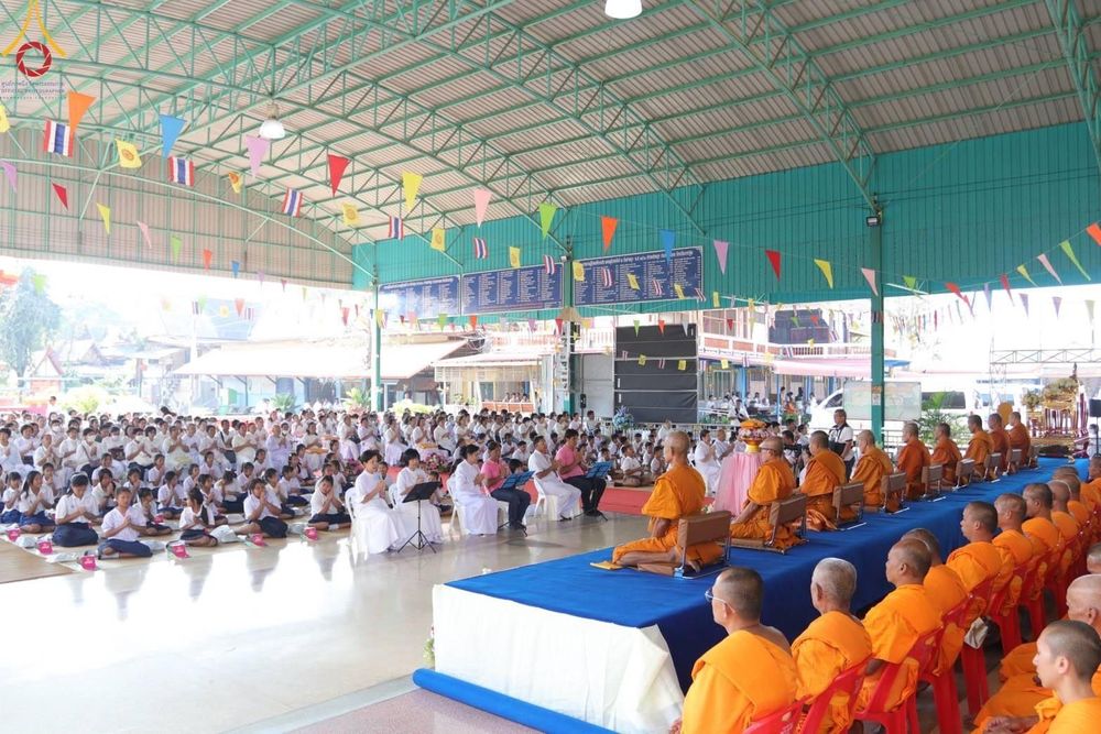 ภาพ No.199289:พิธีทอดผ้าป่าทำนุบำรุงศาสนสถาน ณ วัดลำพญา ตำบลลำพญา อำเภอบางเลน จังหวัดนครปฐม ในโครงการธรรมยาตรา กตัญญูบูชา มหาปูชนียาจารย์ พระมงคลเทพมุนี(สด จนฺทสโร) พระผู้ปราบมาร อนุสรณ์สถาน 7 แห่ง ปีที่ 13 วันที่ 21 มกราคม พ.ศ. 2568