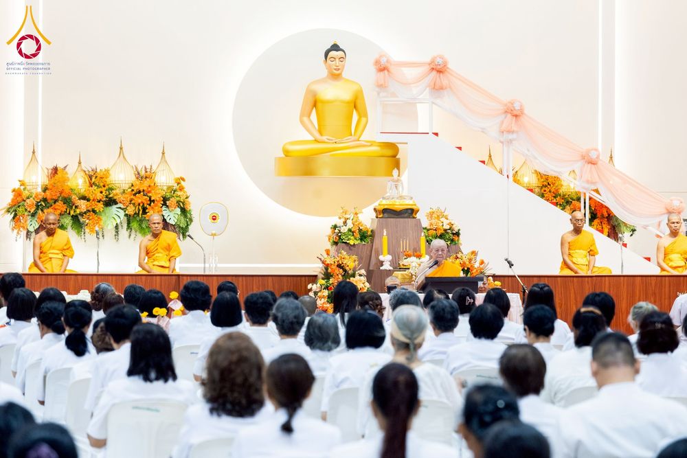 ภาพ No.254825:วันที่ 15 ตุลาคม พ.ศ. 2568 พิธีบรรจุพระบรมสารีริกธาตุภายในพระเกตุองค์พระประธาน สมโภชพระประธาน พระธรรมกาย ณ ศูนยอบรมเยาวชนกาญจนบุรี