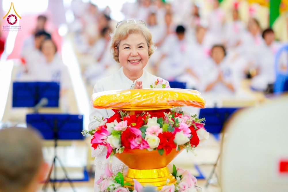 ภาพ No.159069:พิธีทอดผ้าป่าถวายทุนการศึกษาพระภิกษุสามเณรทั่วโลก และ พิธีถวายสังฆทานหนังสือพระไตรปิฏก 80 วัด บูชาธรรม 80 ปี หลวงพ่อธัมมชโย วันเสาร์ที่ 21 กันยายน พ.ศ. 2567 ณ โบสถ์พระไตรปิฏก วัดพระธรรมกาย