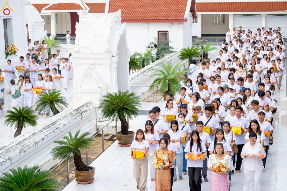 ภาพ No.286032:วันที่ 11 ตุลาคม พ.ศ. 2568 พิธีทอดกฐินสามัคคีทั่วไทย 30,000 วัด โดยคณะศิษยานุศิษย์ บูชาธรรม 81 ปี หลวงพ่อธัมมชโย ณ วัดโบสถ์บน ต.บางคูเวียง อ.บางกรวย จ.นนทบุรี