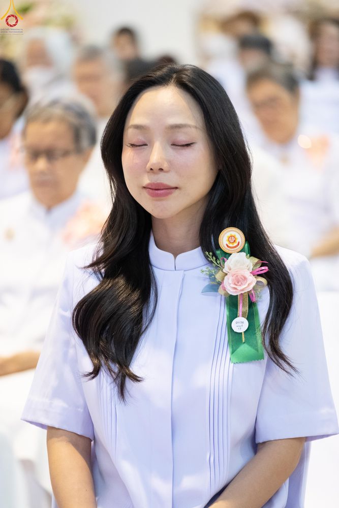 ภาพ No.323625:วันที่ 22 เมษายน พ.ศ.2569(วันคุ้มครองโลก) งานถวายมหาสังฆทาน 40,000 กว่าวัดทั่วประเทศ พิธีภาคสาย ปฏิบัติธรรม ,  พิธีมอบปัจจัยช่วยเหลือครู 4 จังหวัดชายแดนภาคใต้