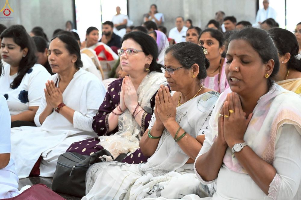 ภาพ No.263272:วันที่ 14 ตุลาคม พ.ศ. 2568 กฐินวัดถ้ำพุทธตรีรัศมี เมืองนาสิก รัฐมหาราษฎร์ ประเทศอินเดีย 