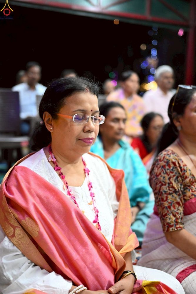 ภาพ No.263427:วันที่ 17 ตุลาคม พ.ศ. 2568 ทอดกฐินสมทบวัดต่างประเทศ ณ ศูนย์เผยแผ่พุทธรัตนะ กรุงเดลลี ประเทศอินเดีย 