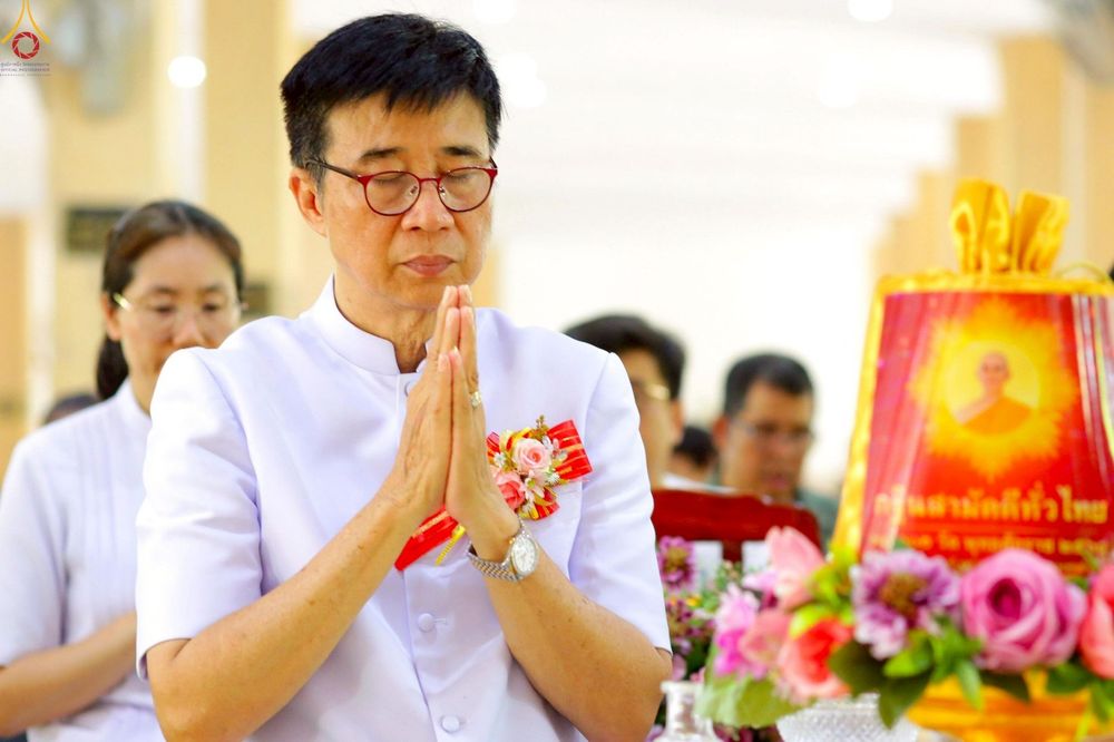 ภาพ No.253245:วันที่ 12 ตุลาคม พ.ศ. 2568 พิธีทอดกฐินสามัคคีทั่วไทย 30,000 วัด โดยคณะศิษยานุศิษย์ บูชาธรรม 81 ปี หลวงพ่อธัมมชโย ณ วัดพระยาสุเรนทร์ เขตคลองสามวา กรุงเทพมหานคร