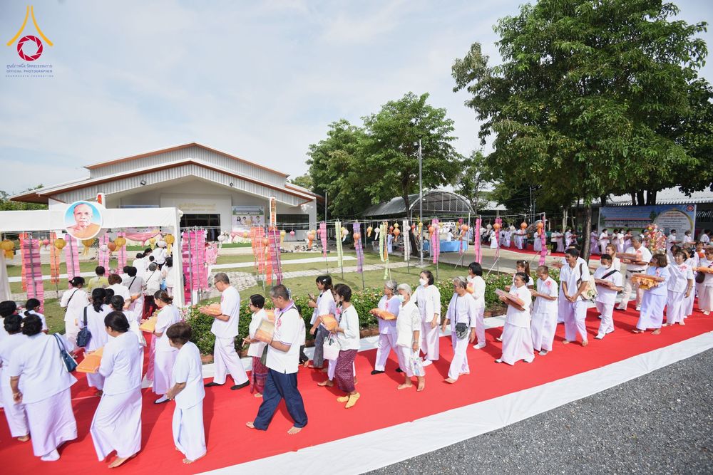 ภาพ No.166411:พิธีทอดกฐิน ณ ศูนย์ปฏิบัติธรรมสระบุรี ในโครงการกฐินสามัคคีทั่วไทย 30,000 วัด บูชาธรรม 80 ปี หลวงพ่อธัมมชโย โดยคณะศิษยานุศิษย์วัดพระธรรมกาย วันที่ 20 ตุลาคม พ.ศ. 2567