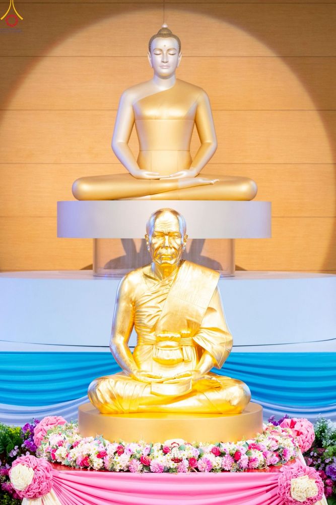 ภาพ No.251532:วันที่ 10 ตุลาคม พ.ศ. 2568 พิธีทอดผ้าป่าสมทบกฐินวัดพระธรรมกาย และสมทบกฐิน 30,000 กว่าวัดทั่วประเทศ ครั้งที่ 3 ณ สภาธรรมกายสากล วัดพระธรรมกาย