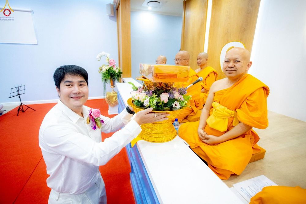 ภาพ No.270383:วันอาทิตย์ที่ 19 ตุลาคม พ.ศ. 2568 พิธีทอดกฐินสามัคคี เพื่อสถาปนากุฏิสงฆ์  น้อมถวายเป็นพุทธบูชาและบูชาธรรม แด่หลวงพ่อธัมมชโย ณ วัดพุทธเคปทาวน์  ประเทศสาธารณรัฐแอฟริกาใต้